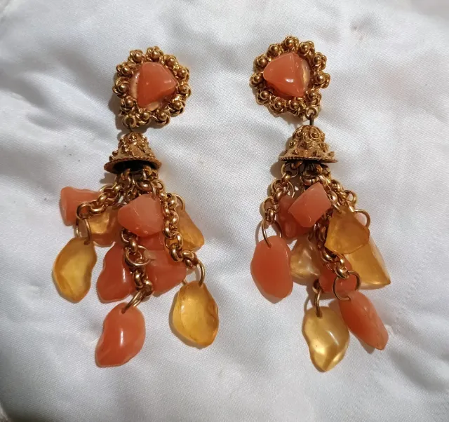 Pendientes vintage dorados con perlas