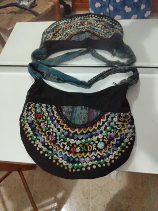 Bolso pequeño tela bordado