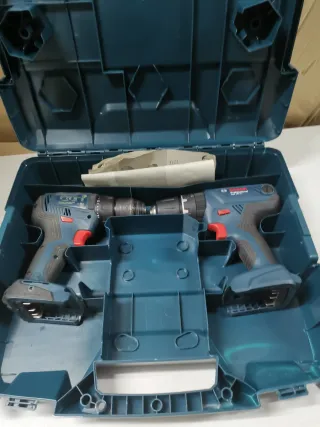 Conjunto de 2 taladros Bosch 18v
