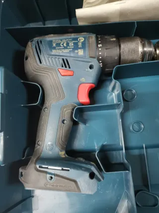 Conjunto de 2 taladros Bosch 18v