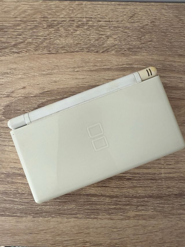 Nintendo DS Lite Beige