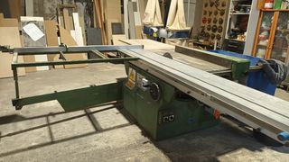 Escuadradora de carpintería