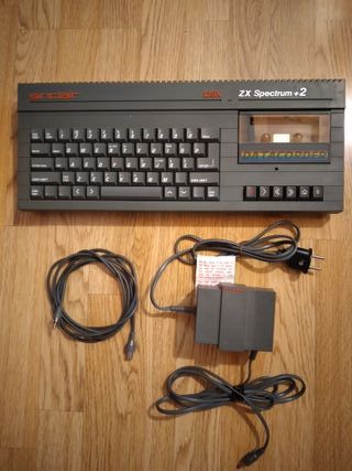 Sinclair ZX Spectrum +2 128K con manuale
