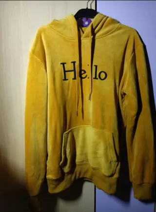 Sudadera de terciopelo. Talla S-M. Unisex. Nueva.