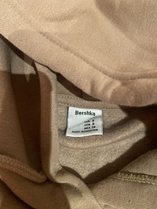 Sudadera Bershka ancha marrón talla S PUESTA 1 VEZ