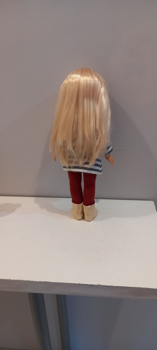 Muñeca Carla de Paola Reina