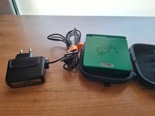 Game Boy Advance SP + accesorios