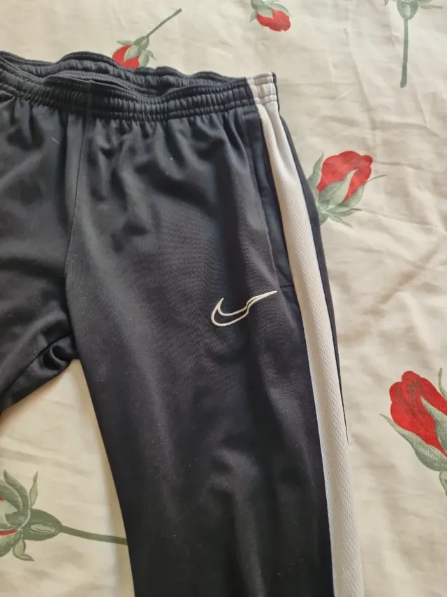 Chándal Nike Negro y Blanco