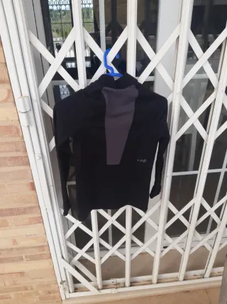 Camiseta térmica Negra Deportiva