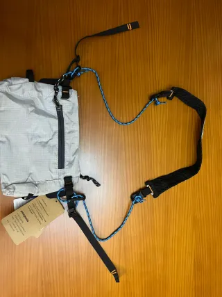 Riñonera Patagonia Negra y Gris