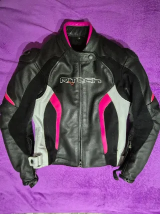 Chaqueta de piel para moto mujer