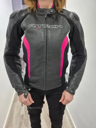 Chaqueta de piel para moto mujer