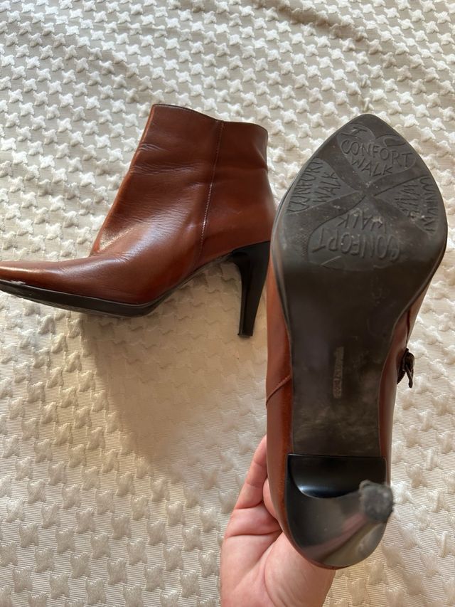 Botines piel tacón marrón talla 39