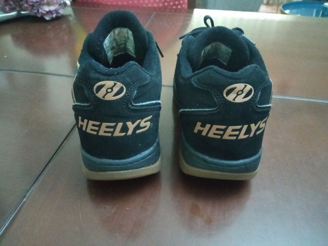 Zapatillas Heelys con ruedas Talla 36.5