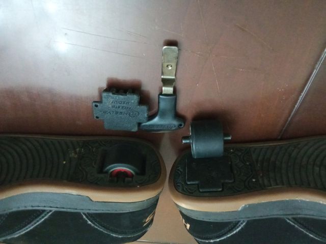 Zapatillas Heelys con ruedas Talla 36.5