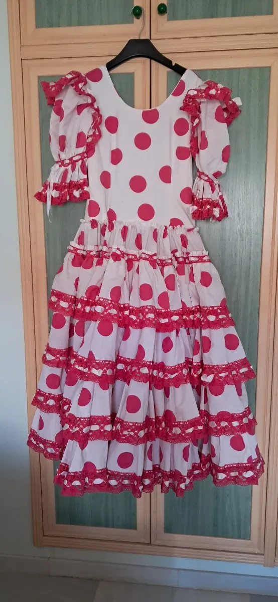 URGE VENTA Traje Flamenca Gitana Lunares Fucsia