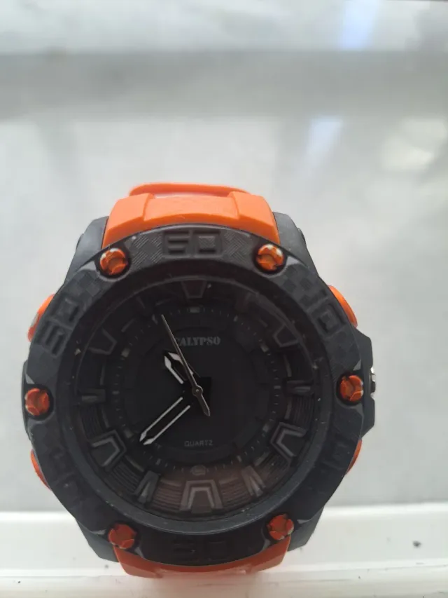 Reloj Calypso Negro y Naranja