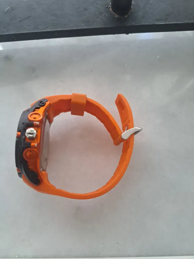 Reloj Calypso Negro y Naranja