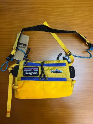 Riñonera Patagonia Amarilla y Azul