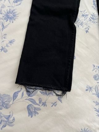 Pantalón vaquero Zara mujer T.34 negro