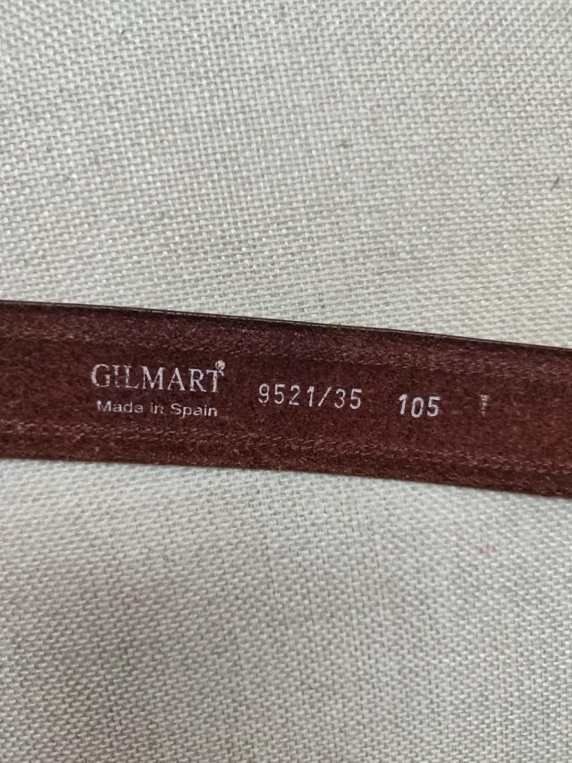 Cinturón de piel marrón