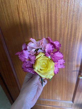 Flores flamenca rosas y rojas