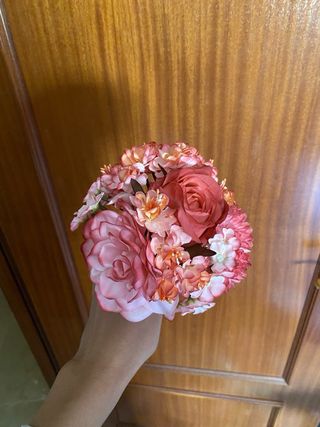 Flores flamenca rosas y rojas