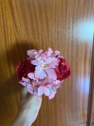 Flores flamenca rosas y rojas