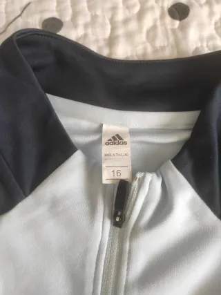 Chándal Real Madrid niño Adidas,talla 16