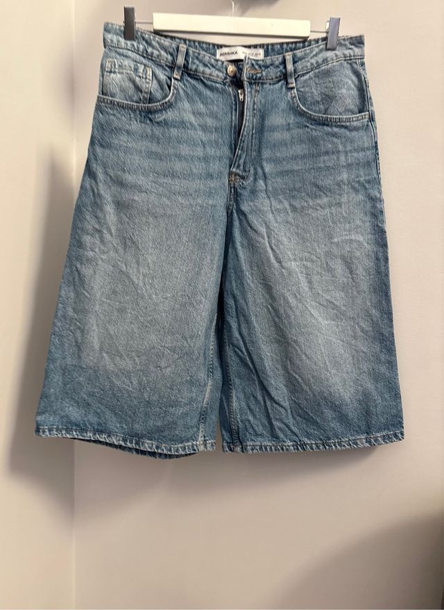 Bermudas vaqueras Bershka azul desgastado