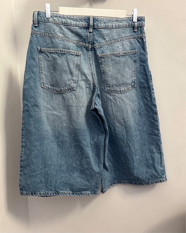 Bermudas vaqueras Bershka azul desgastado