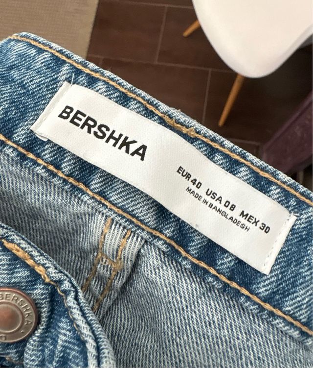 Bermudas vaqueras Bershka azul desgastado