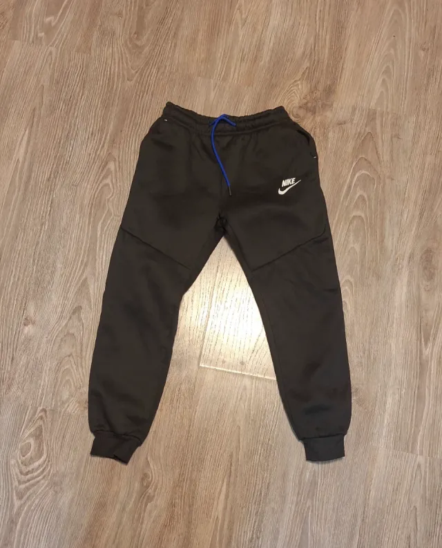 Conjunto Nike Tech Fleece Negro y Azul