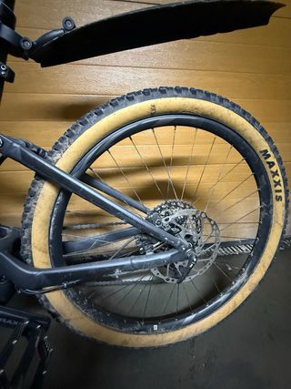 Bici Eléctrica Giant E+ Montaña