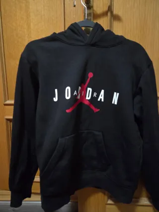 Sudadera Jordan Negra Talla 13-15 años / 163-175cm