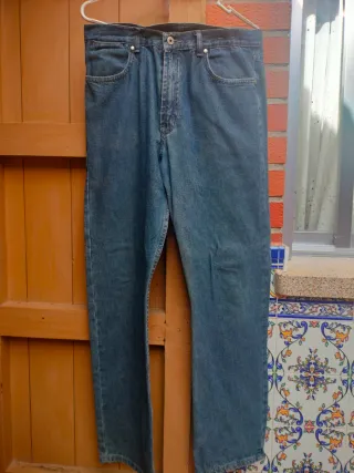 Pantalón vaquero hombre azul