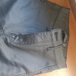 Pantalón cuero Stradivarius Negro Talla 32