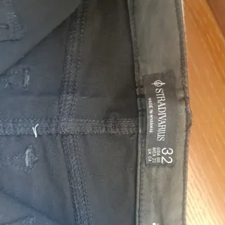 Pantalón cuero Stradivarius Negro Talla 32