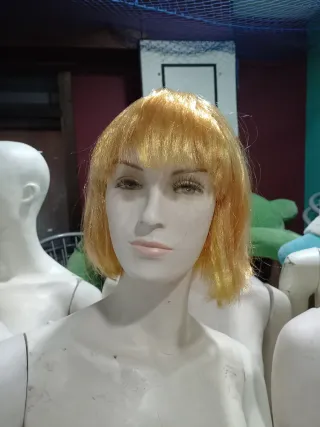 Maniquíes Mujer y Niño