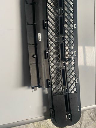 REJILLA DELANTERA MINI R50 R52