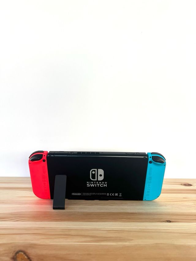 Nintendo Switch Completa Azul e Vermelho