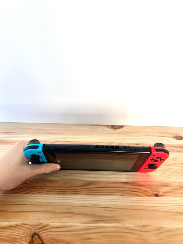 Nintendo Switch Completa Azul e Vermelho