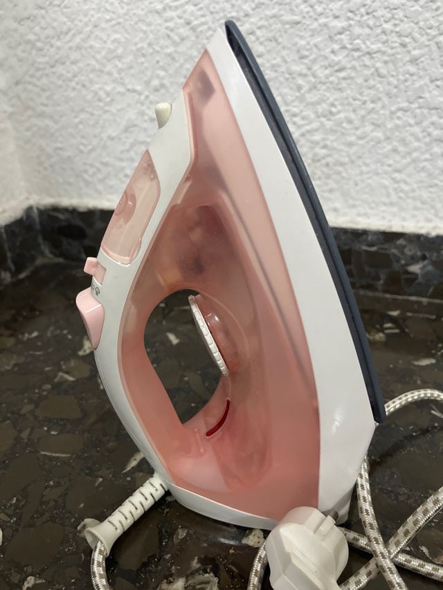 Plancha de vapor rosa