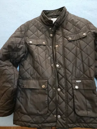 Chaquetón acolchado marrón