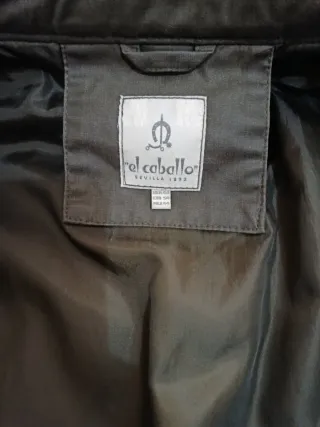 Chaquetón acolchado marrón