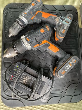 2 Taladros Worx con cargador