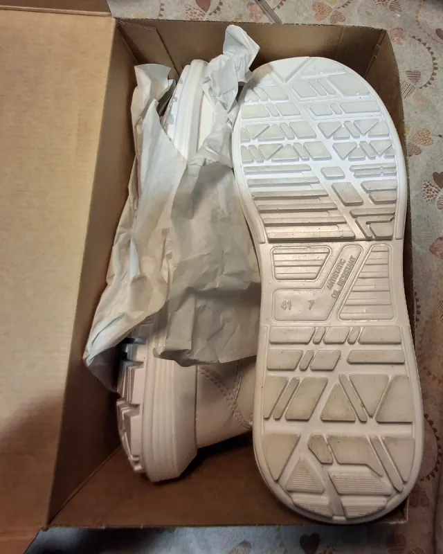 Scarpe antinfortunistiche U-Power NUOVE.