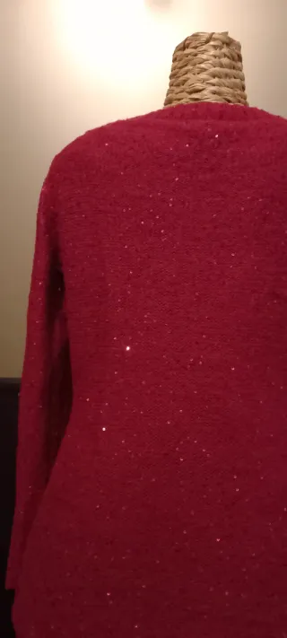 Maglione fucsia con paillettes