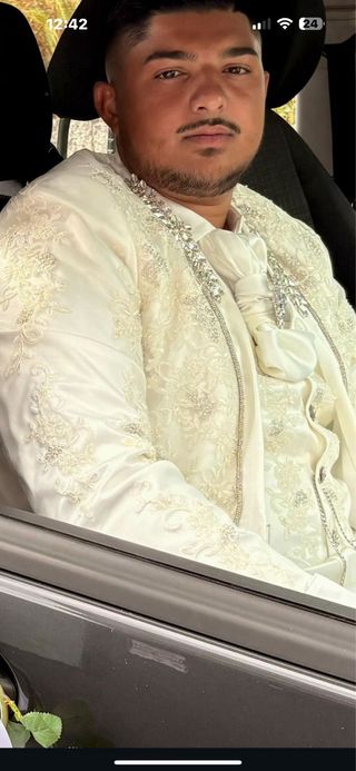 Traje de Novio Gitano Blanco