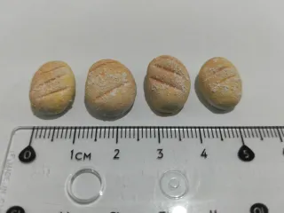 4 panes miniatura belén